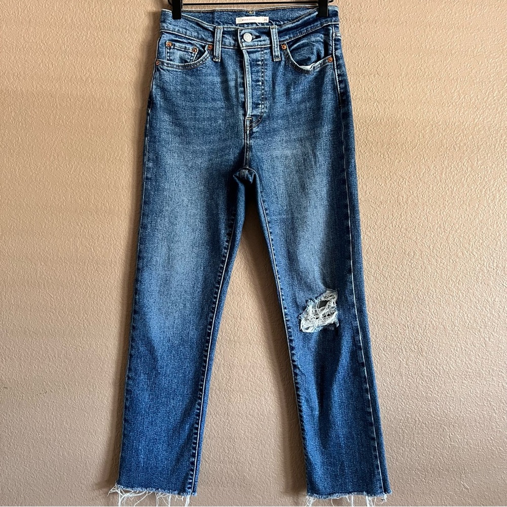 Levi's Wedgie Straight Leg Jeans with Distressed Detail and Button Fly Size 26